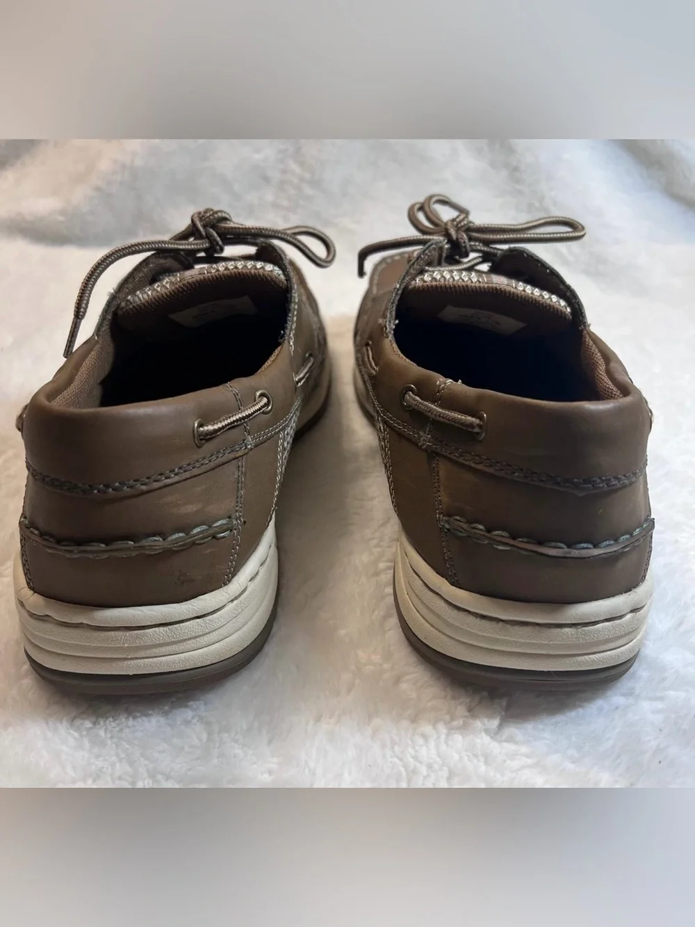 Men's Brown Leather Boat Shoes with Contrast Stitching